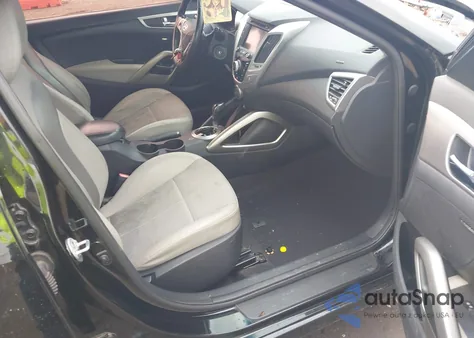 2013 Hyundai Veloster Base W/Gray z USA, uszkodzony, nr VIN KMHTC6AD9DU140485